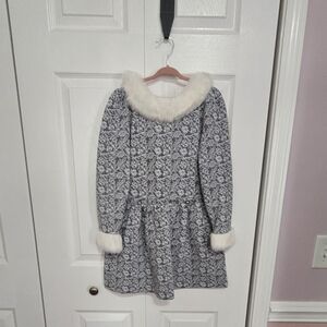 Janie and Jack Girl Dress, size 7, Grey and light blue.